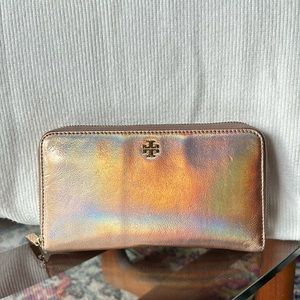 Tory Burch wallet